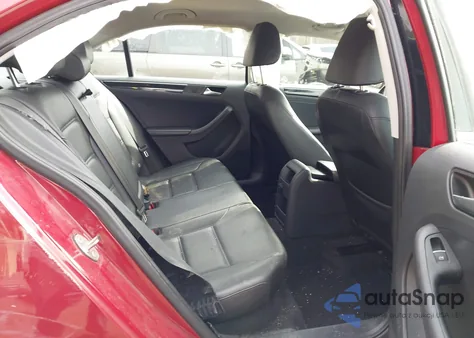 2017 Volkswagen Jetta 1.8T Sel from USA, damaged, VIN 3VWL17AJ5HM219858